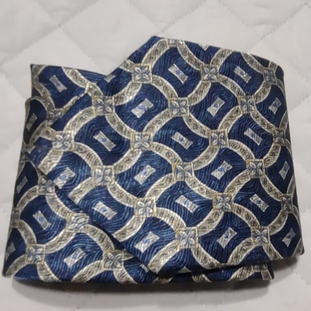 Oscar de la Renta Blue and Gold Geometric Tie